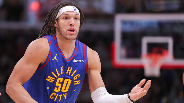 Aaron Gordon se aleja de los Nuggets tras mordedura de perro